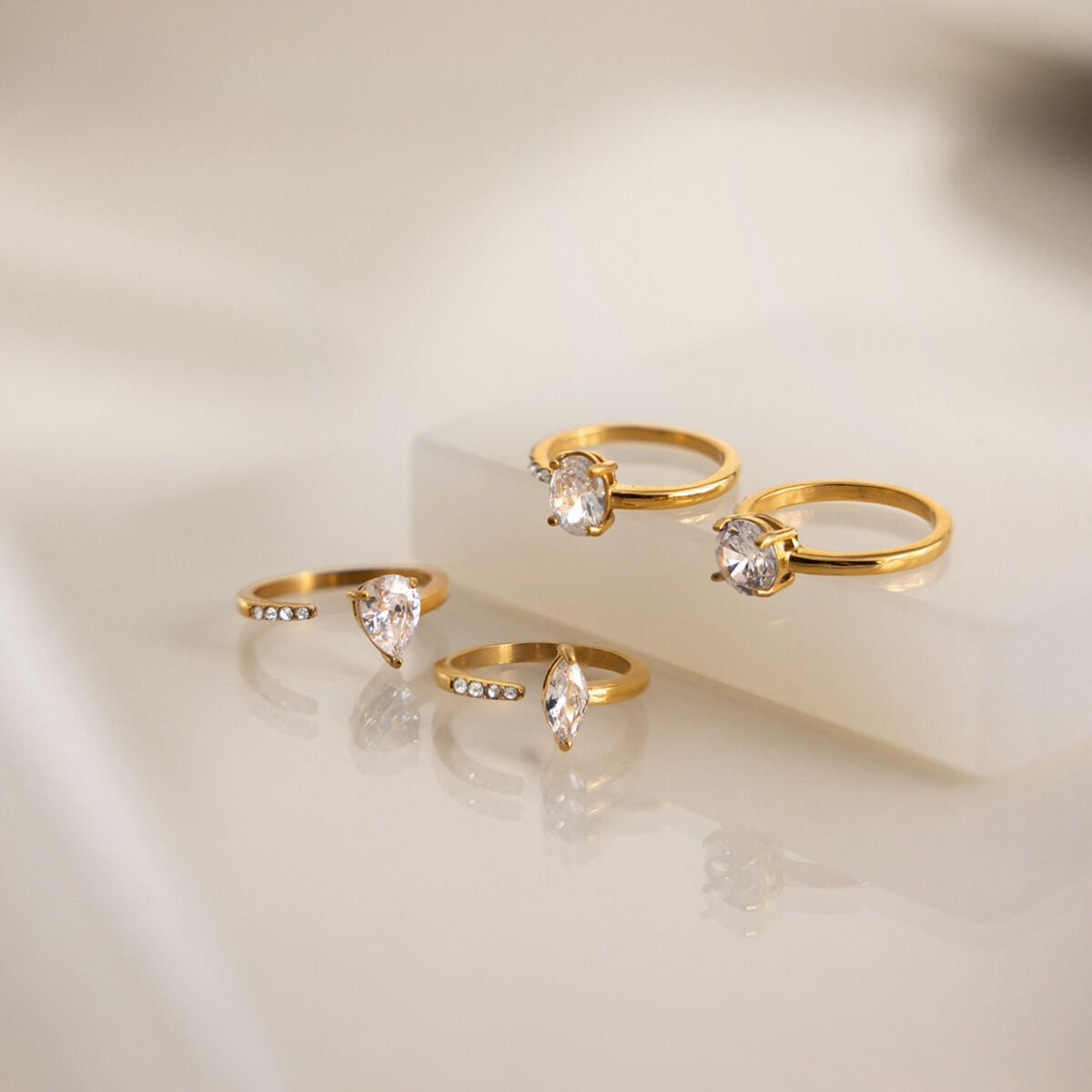 Anello FRZ "Goccia di Luce"